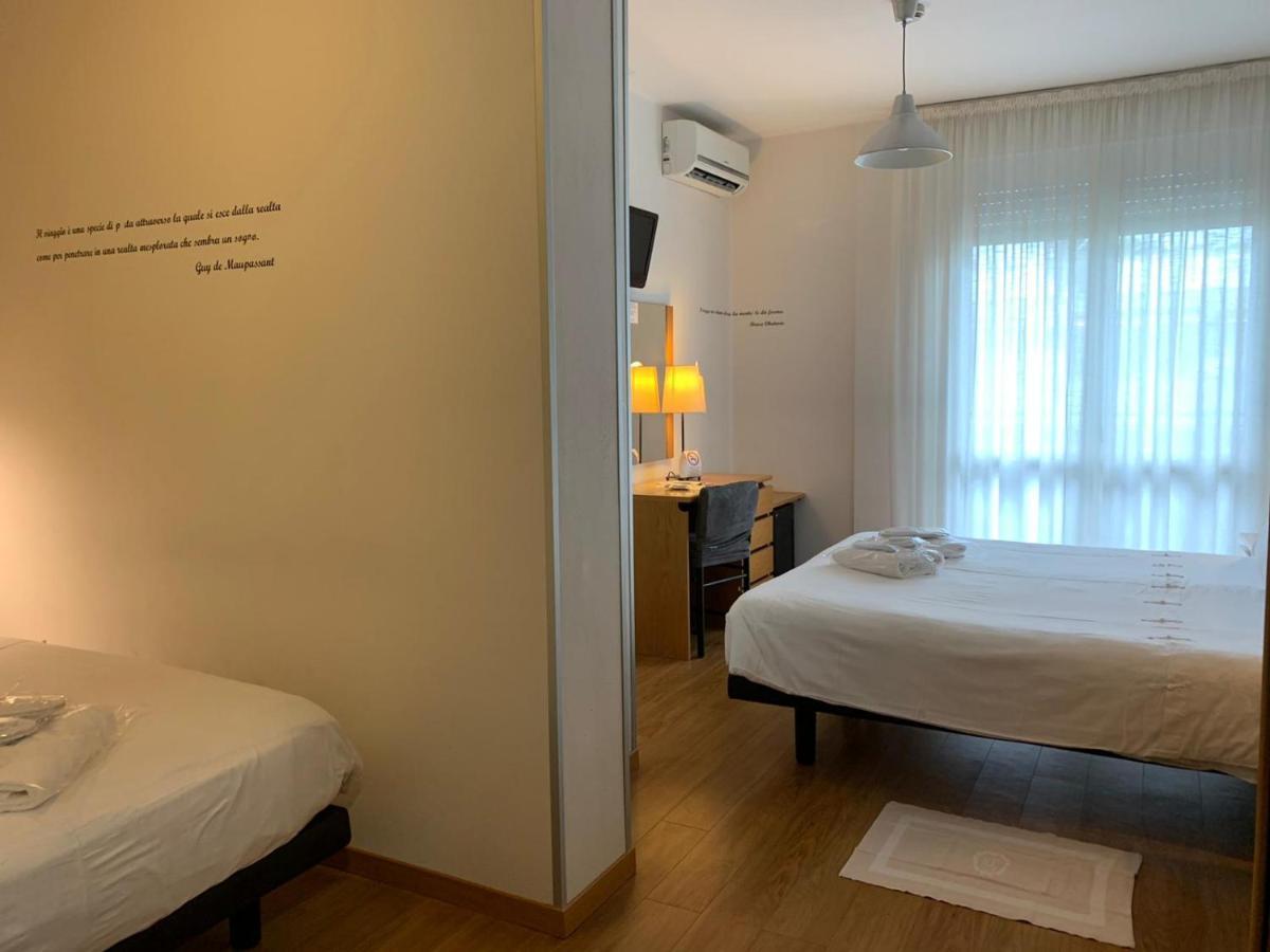Hotel Logonovo Llido Degli Estensi Bagian luar foto