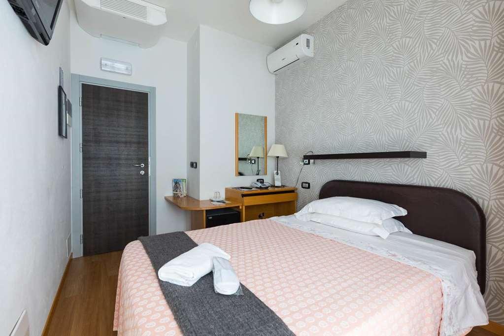 Hotel Logonovo Llido Degli Estensi Ruang foto