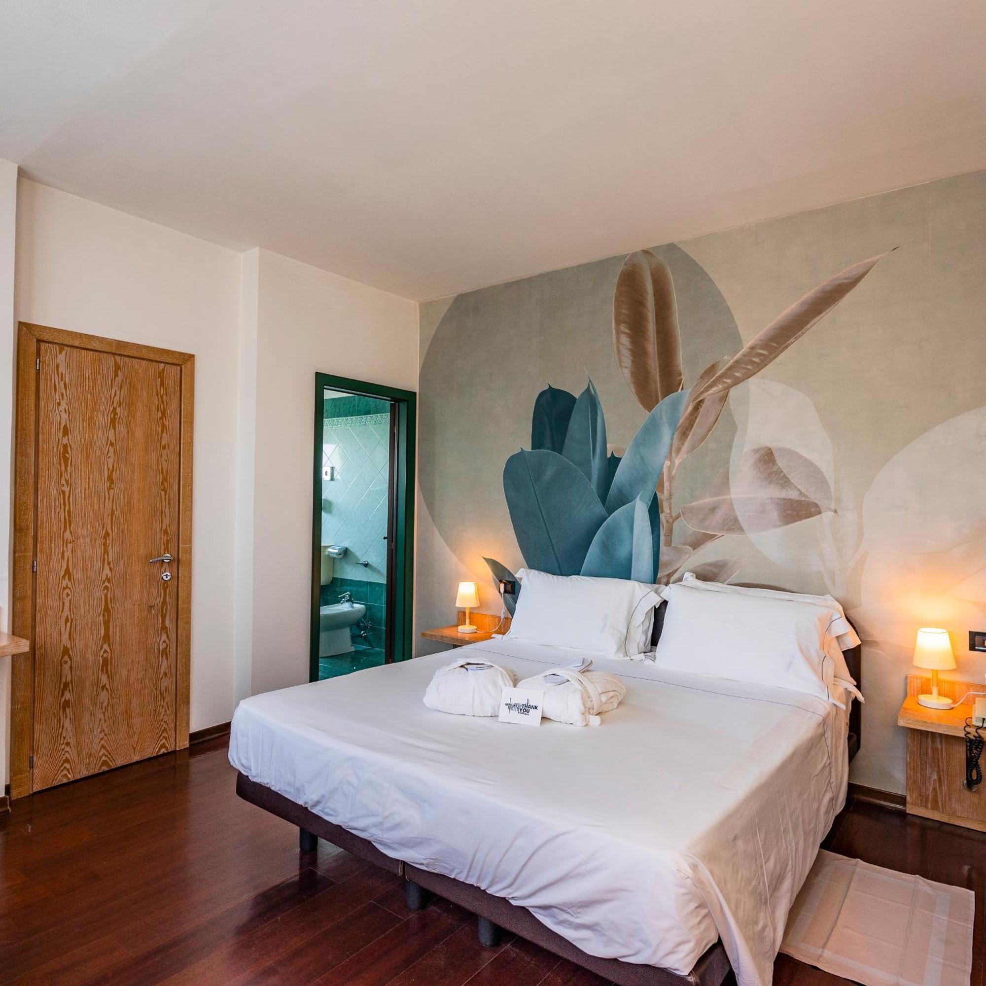 Hotel Logonovo Llido Degli Estensi Bagian luar foto